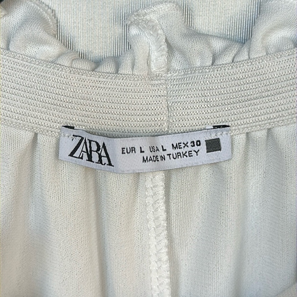 Zara White Ruffle Neck Blouse Top Sleeveless Size L Preppy Business Casual - Picture 3 of 7